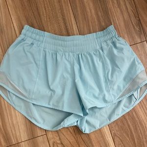 Lululemon Hotty Hot running shorts